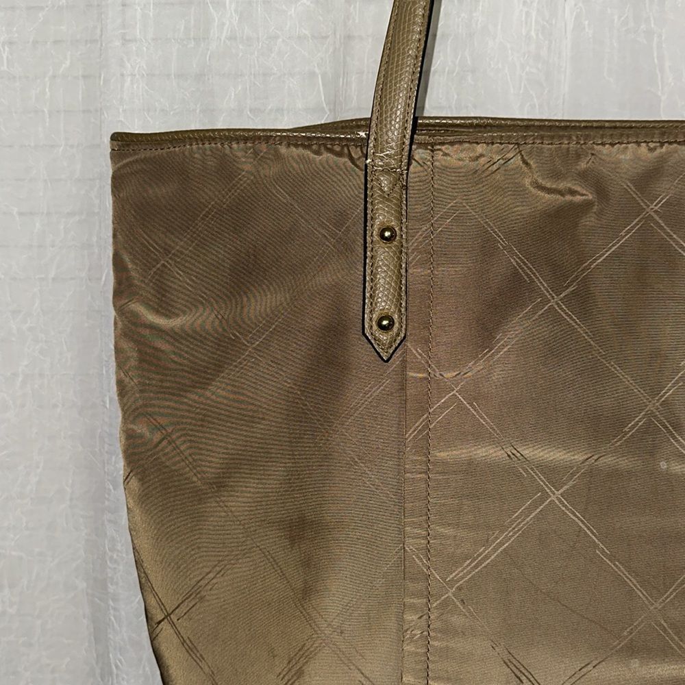 FREE w/bundle Vera Bradley Light Brown Tan Nylon Tote Faux Leather Combo - Picture 10 of 16